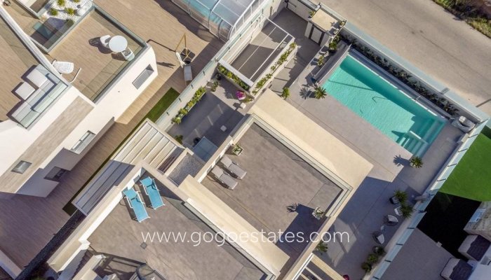 Te koop - Huis - Vrijstaande Villa - Orihuela - Campoamor