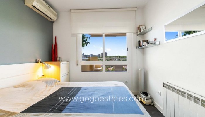 Te koop - Appartement - Appartement op de middelste verdieping - Orihuela - Campoamor