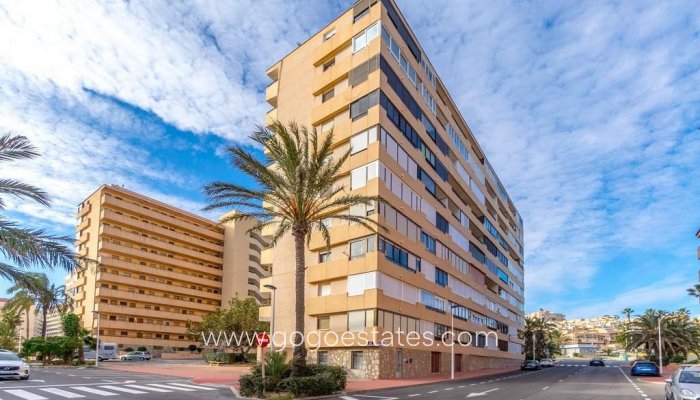 Te koop - Appartement - Appartement op de middelste verdieping - Torrevieja - CABO CERVERA