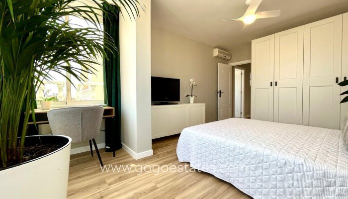 Revente - Maison - Maison de ville - Orihuela - Orihuela Centro