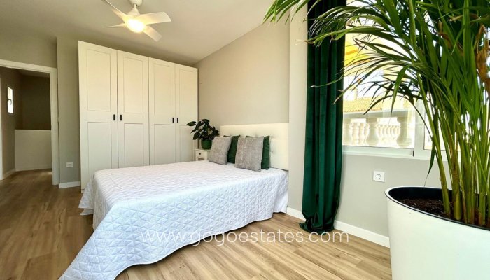 Revente - Maison - Maison de ville - Orihuela - Orihuela Centro