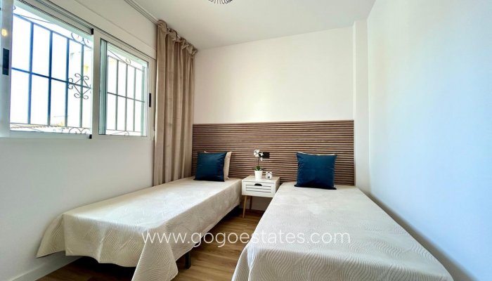 Revente - Maison - Maison de ville - Orihuela - Orihuela Centro