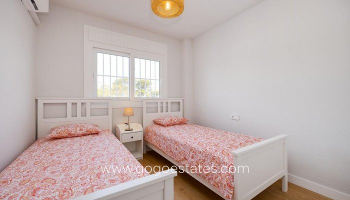 Te koop - Appartement - Appartement op de middelste verdieping - Orihuela - Campoamor