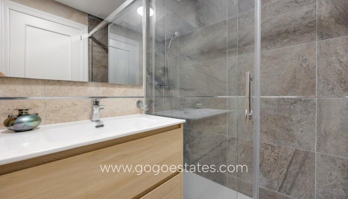 Te koop - Appartement - Appartement op de middelste verdieping - Orihuela - Campoamor