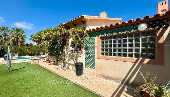 Te koop - Huis - Vrijstaande Villa - Orihuela - Cabo Roig