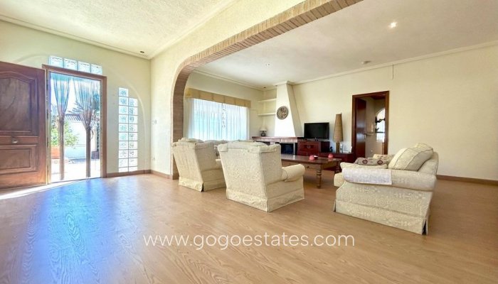 Te koop - Huis - Vrijstaande Villa - Orihuela - Cabo Roig