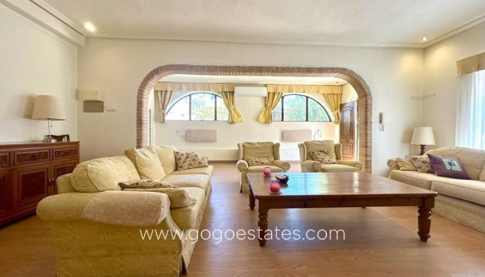 Te koop - Huis - Vrijstaande Villa - Orihuela - Cabo Roig