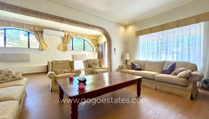 Te koop - Huis - Vrijstaande Villa - Orihuela - Cabo Roig