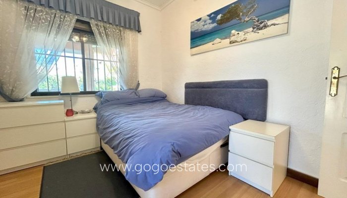 Te koop - Huis - Vrijstaande Villa - Orihuela - Cabo Roig