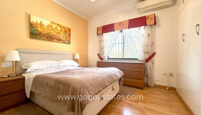 Te koop - Huis - Vrijstaande Villa - Orihuela - Cabo Roig