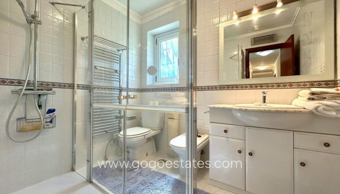 Te koop - Huis - Vrijstaande Villa - Orihuela - Cabo Roig