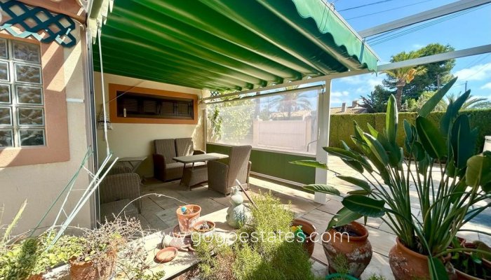 Te koop - Huis - Vrijstaande Villa - Orihuela - Cabo Roig