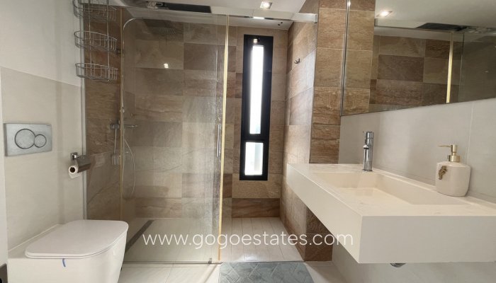 Te koop - Huis - Vrijstaande Villa - Orihuela - Villamartin