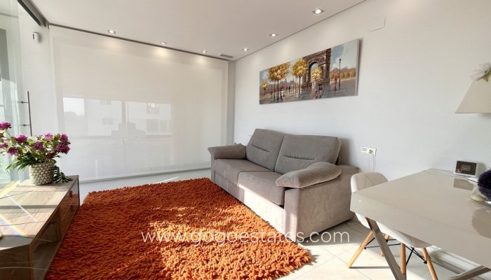 Te koop - Huis - Vrijstaande Villa - Orihuela - Villamartin