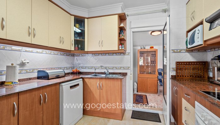 Te koop - Huis - Stadswoning - Torrevieja - Torrevieja Centro