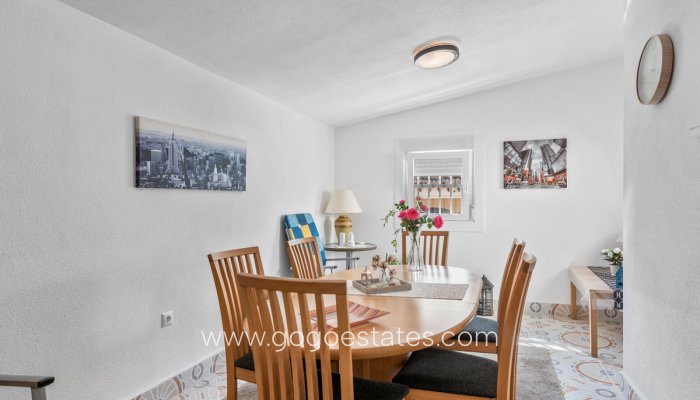 Te koop - Huis - Stadswoning - Torrevieja - Torrevieja Centro