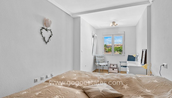 Te koop - Huis - Stadswoning - Torrevieja - Torrevieja Centro