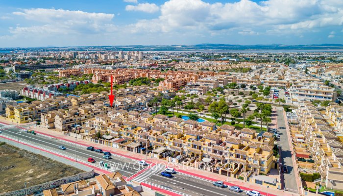 Te koop - Huis - Stadswoning - Torrevieja - Torrevieja Centro