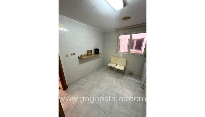 Te koop - Appartement - Appartement op de middelste verdieping - Torrevieja - Torrevieja Centro