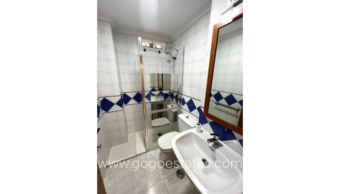 Te koop - Appartement - Appartement op de middelste verdieping - Torrevieja - Torrevieja Centro