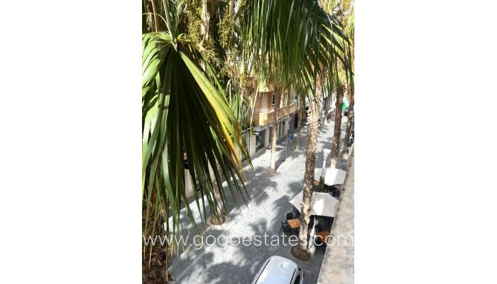 Te koop - Appartement - Appartement op de middelste verdieping - Torrevieja - Torrevieja Centro