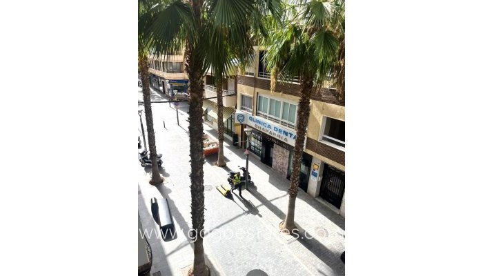 Te koop - Appartement - Appartement op de middelste verdieping - Torrevieja - Torrevieja Centro