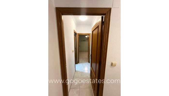 Te koop - Appartement - Appartement op de middelste verdieping - Torrevieja - Torrevieja Centro