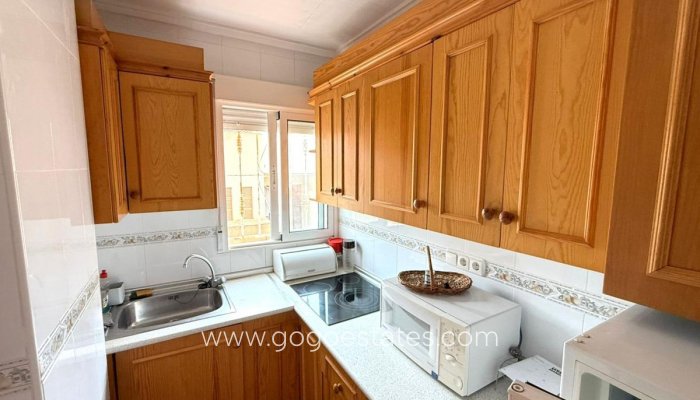 Te koop - Appartement - Appartement op de middelste verdieping - Torrevieja - Torrevieja Centro