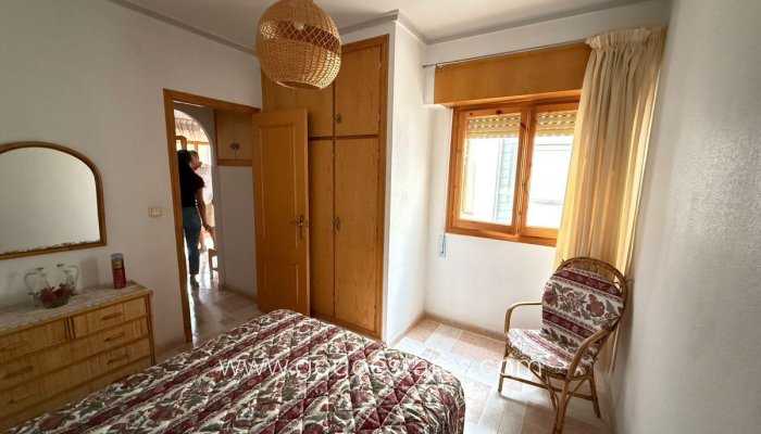 Te koop - Appartement - Appartement op de middelste verdieping - Torrevieja - Torrevieja Centro