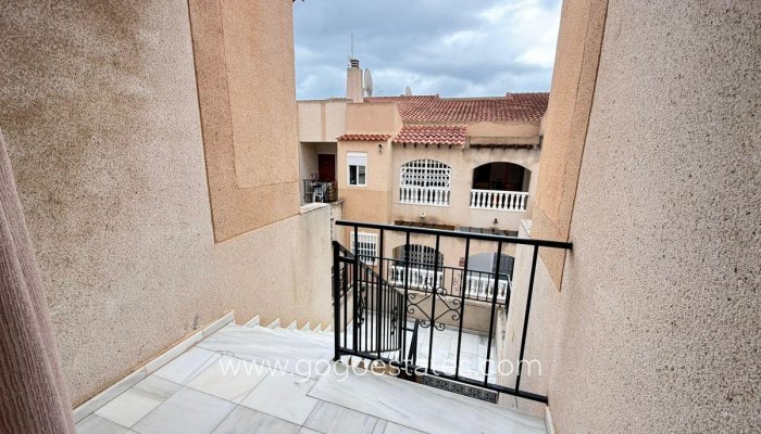 Te koop - Appartement - Appartement op de middelste verdieping - Torrevieja - Torrevieja Centro