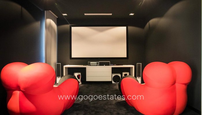 Te koop - Huis - Vrijstaande Villa - Teulada - Moraira