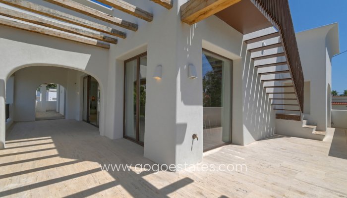 Te koop - Huis - Vrijstaande Villa - Benissa - Benissa Centro