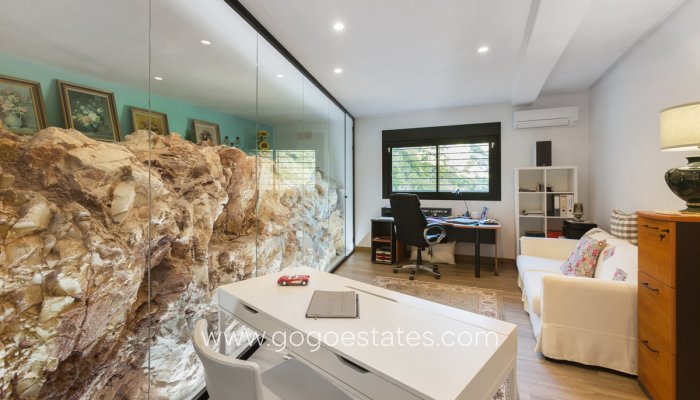 Te koop - Huis - Vrijstaande Villa - Dénia - Denia Centro