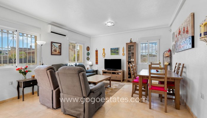 Te koop - Huis - Vrijstaande Villa - Rojales - Rojales Centro