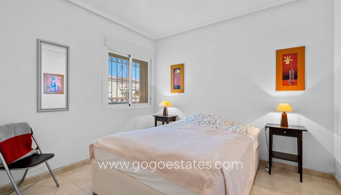 Te koop - Huis - Vrijstaande Villa - Rojales - Rojales Centro