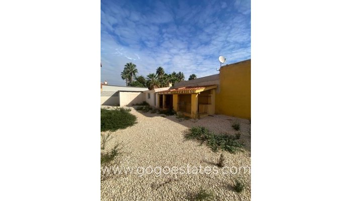 Te koop - Huis - Vrijstaande Villa - Catral - Catral Centro