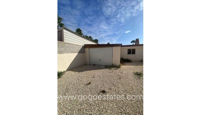 Te koop - Huis - Vrijstaande Villa - Catral - Catral Centro