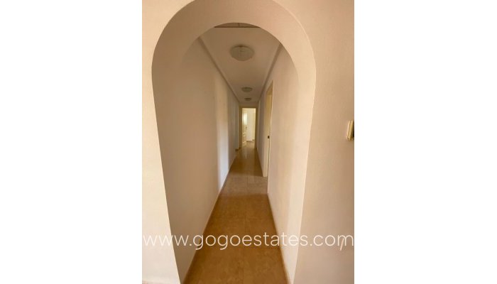 Te koop - Huis - Vrijstaande Villa - Catral - Catral Centro