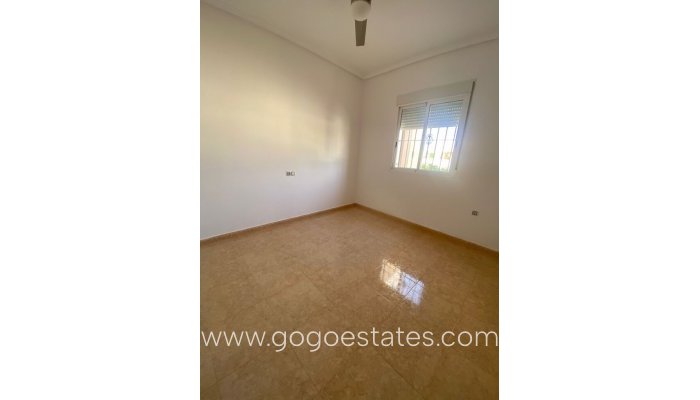 Te koop - Huis - Vrijstaande Villa - Catral - Catral Centro