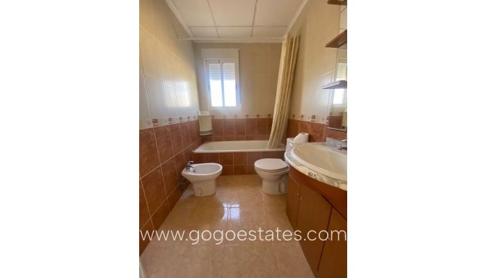 Te koop - Huis - Vrijstaande Villa - Catral - Catral Centro