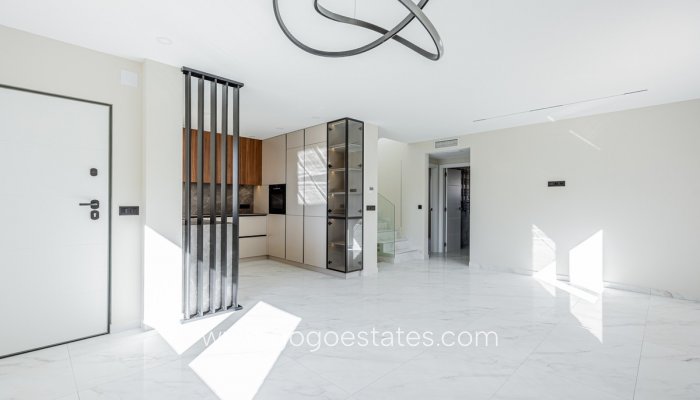 Te koop - Huis - Vrijstaande Villa - Rojales - Rojales Centro