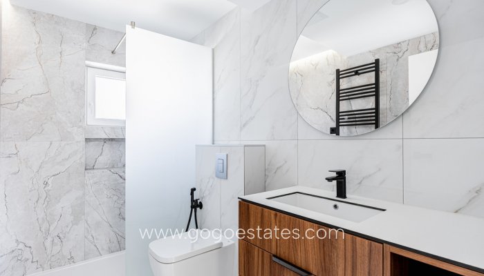 Te koop - Huis - Vrijstaande Villa - Rojales - Rojales Centro