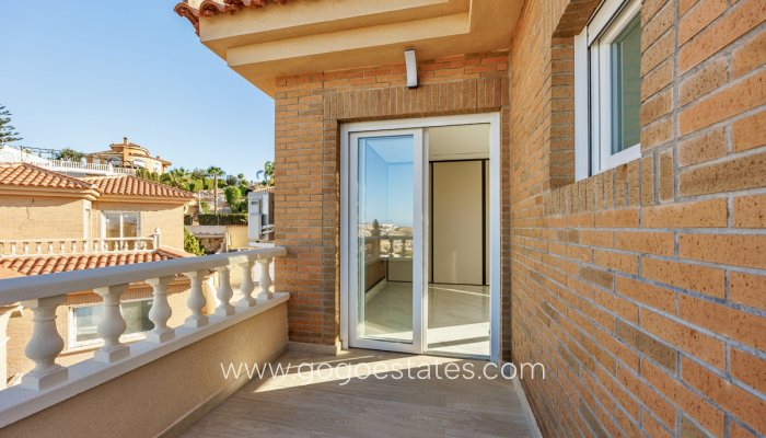 Te koop - Huis - Vrijstaande Villa - Rojales - Rojales Centro