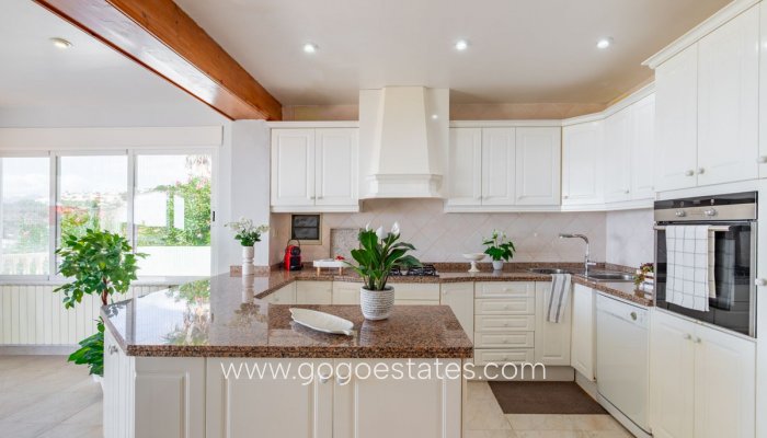 Te koop - Huis - Vrijstaande Villa - Teulada - Moraira