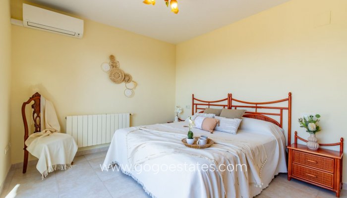 Te koop - Huis - Vrijstaande Villa - Teulada - Moraira