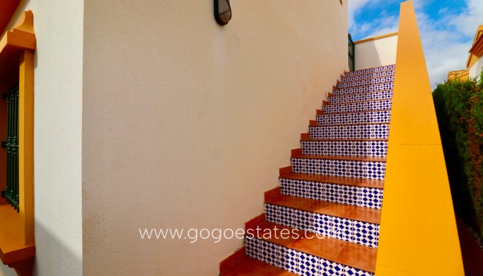 Resale - House - Detached Villa - Urbanización El Raso