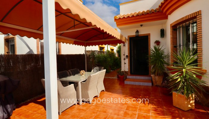 Resale - House - Detached Villa - Urbanización El Raso