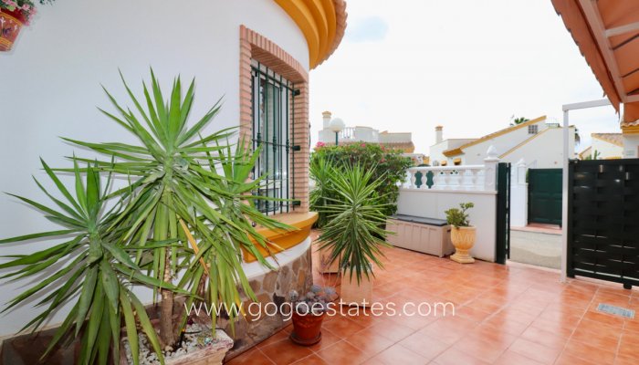 Resale - House - Detached Villa - Urbanización El Raso