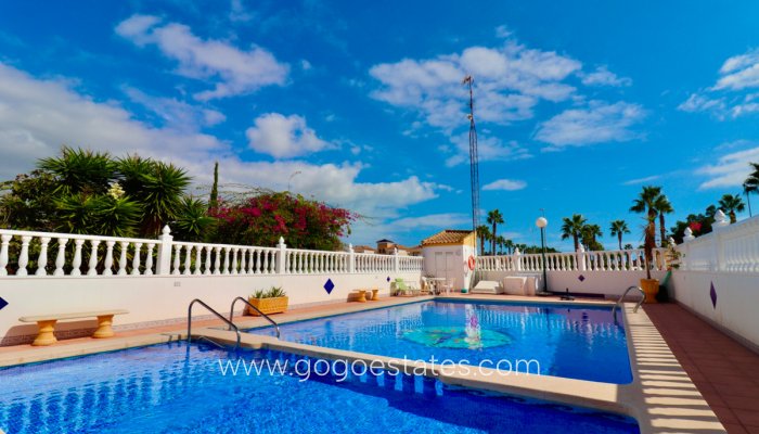 Resale - House - Detached Villa - Urbanización El Raso