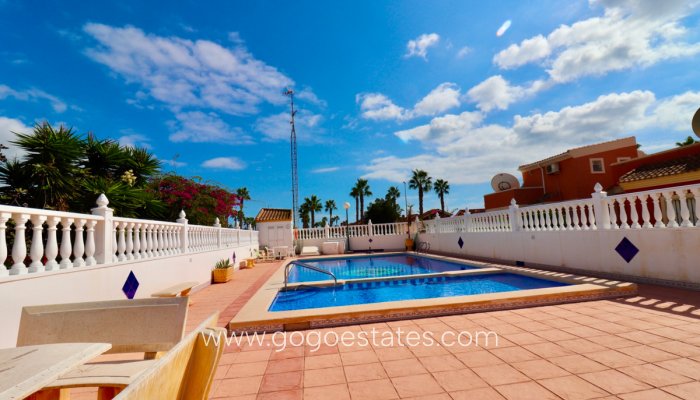 Resale - House - Detached Villa - Urbanización El Raso